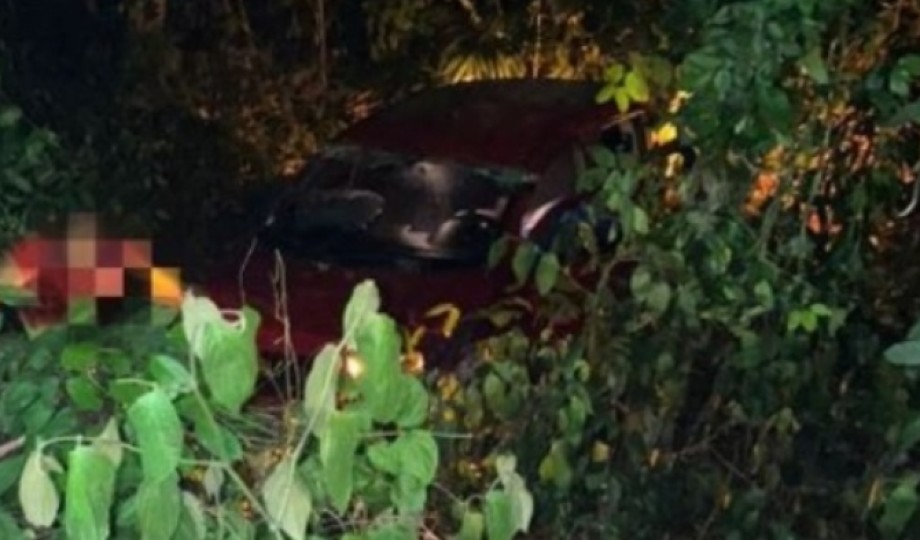 Casal e crianças despencam em ribanceira na Zona Centro-Oeste de Manaus e saem ilesos