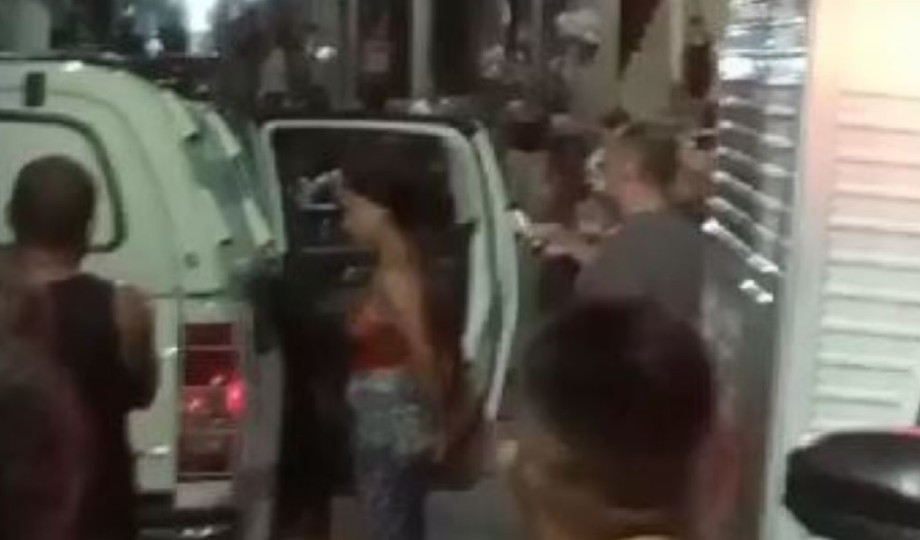 Mulher mata o próprio marido por estar cansada das agressões dele em Manaus; suspeita foi presa