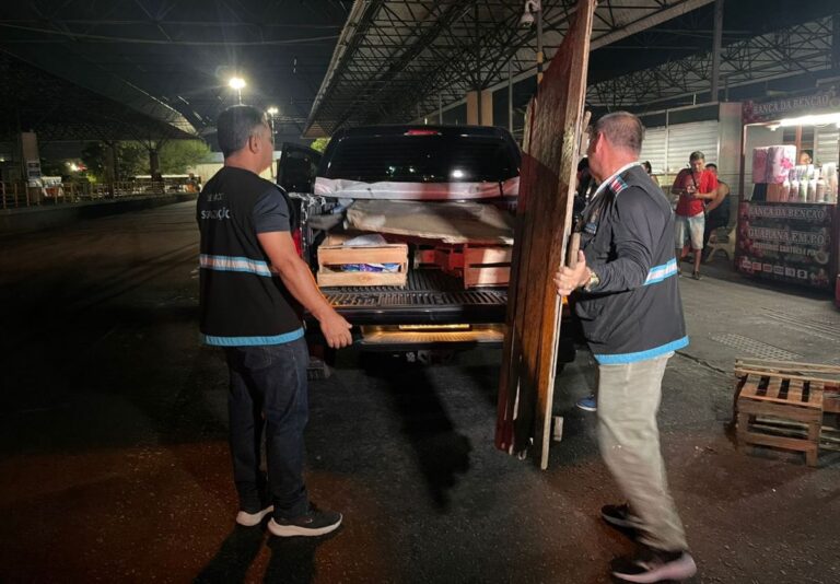 Comércio ilegal é fiscalizado e prefeitura reforça segurança em terminais de Manaus