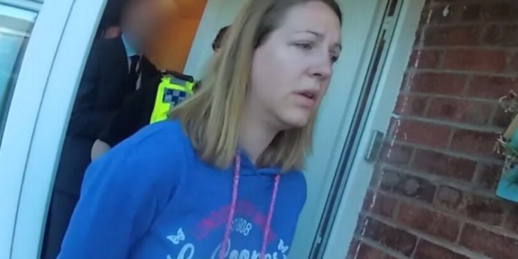 Após matar sete bebês, enfermeira vai passar o resto da vida na cadeia