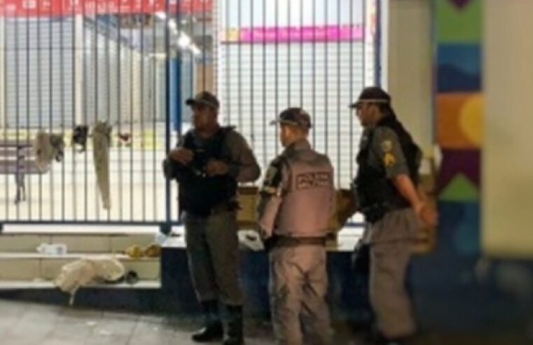 Em Manaus, morador de rua é morto em frente à Galeria dos Remédios no Centro