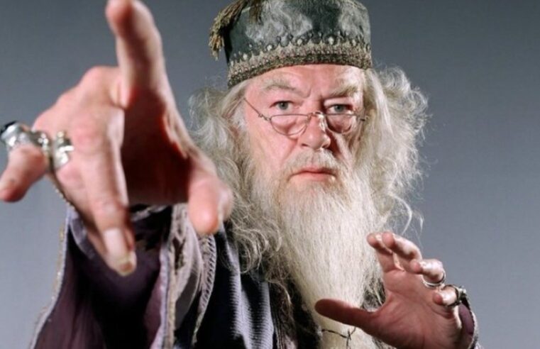 Ator que fez Dumbledore em saga “Harry Potter”, Michael Gambon morre aos 82 anos￼