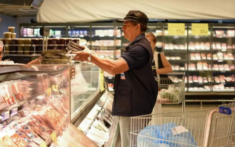 Veja a lista de produtos retirados das prateleiras do Carrefour após fiscalização do Procon-AM￼