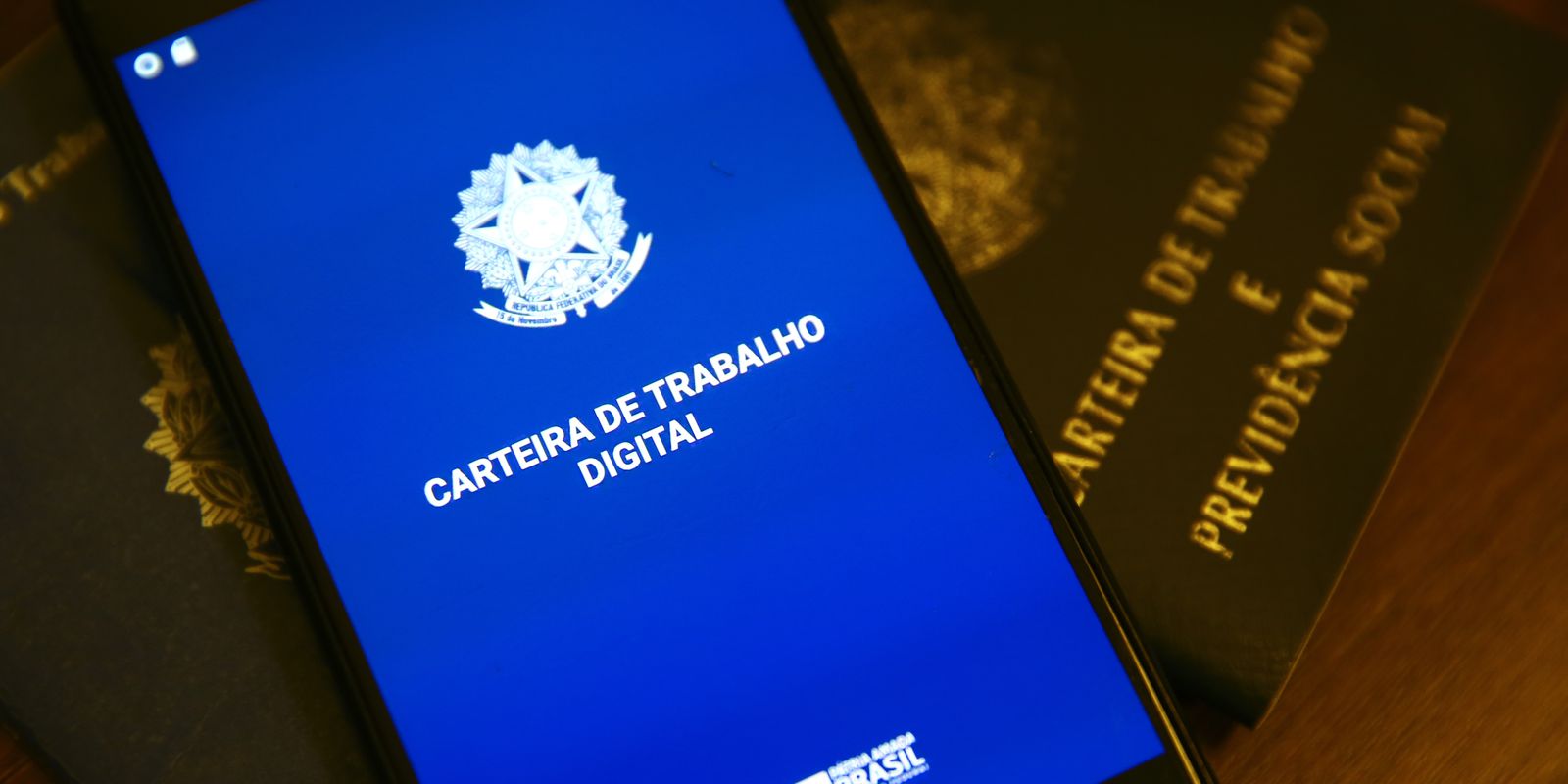 ‘Câmara Cidadã’ oferece emissão de Carteira de Trabalho Digital e outros serviços gratuitos em Manaus
