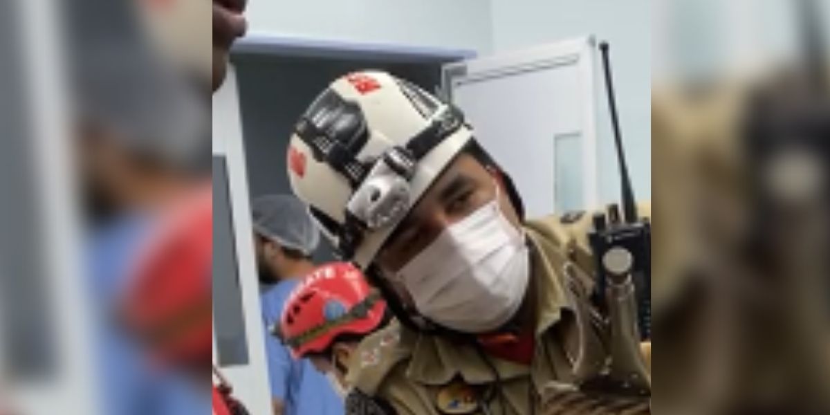 IMAGENS FORTES! Veja momento em que açougueiro tem mão triturada por máquina de moer carne em Manaus￼