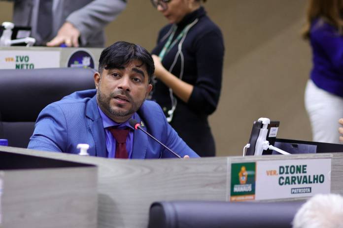 Vereador Dione Carvalho denuncia o abandono do centro histórico de Manaus