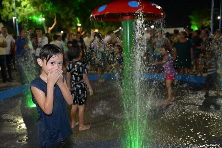 Praça molhada de Manaus: tudo o que você precisa saber sobre a nova atração da cidade￼