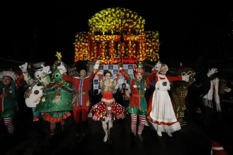 Temporada natalina inicia no Largo do São Sebastião; veja a programação￼