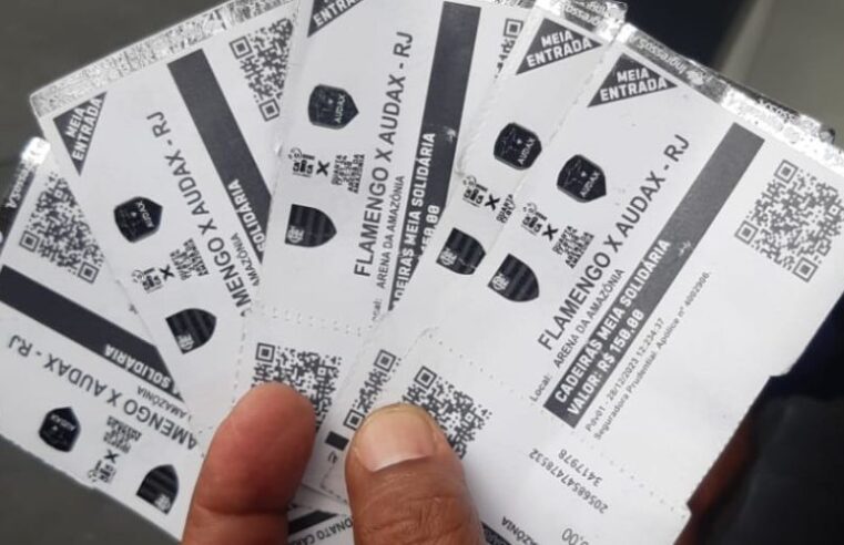 Cambista é flagrado vendendo ingressos falsos para jogo entre Flamengo e Audax na Arena da Amazônia