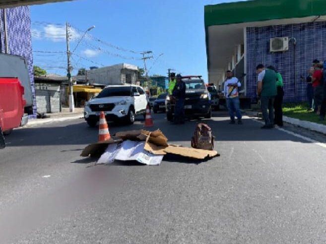 Idosa de 69 anos morre atropelada ao tentar atravessar Avenida Max Teixeira, em Manaus