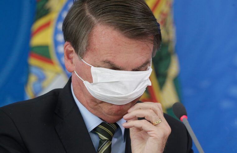 CGU conclui que certificado de vacinação contra covid-19 de Bolsonaro é falso￼