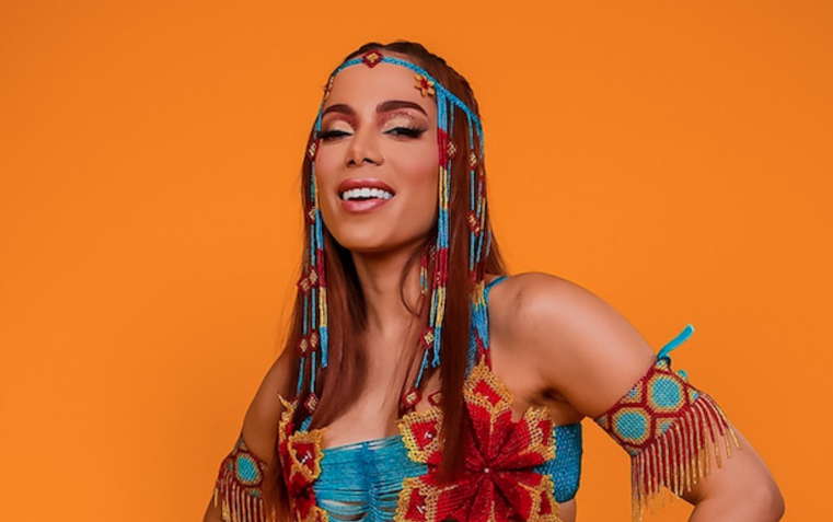 Após apoiar eleição de Lula, Anitta diz que evita política em nome da saúde