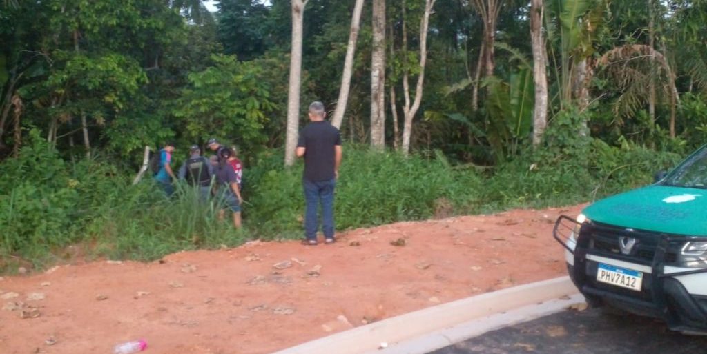 Jovem sequestrado após Réveillon é achado morto em área de mata em Manaus