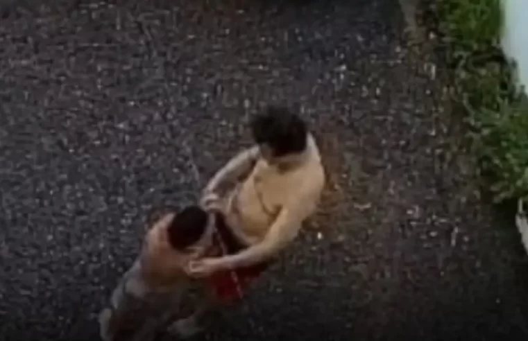 Padrasto obriga enteado de 8 anos a comer mato e brita; mãe da criança é presa por omissão