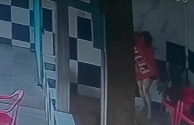 Mulher que devia R$ 2 mil ao tráfico de drogas é brutalmente ass4ssinada; VÍDEO