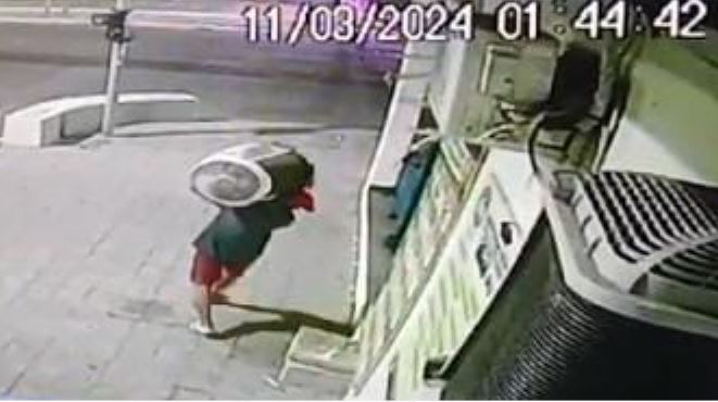 Homem flagrado furtando compressor de ar-condicionado é preso em Manaus