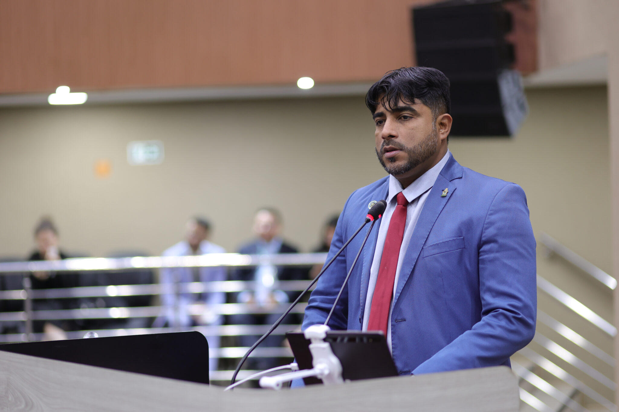 Vereador Dione propõe criação do auxílio ‘Cuidador Legal’ para pacientes crônicos em Manaus