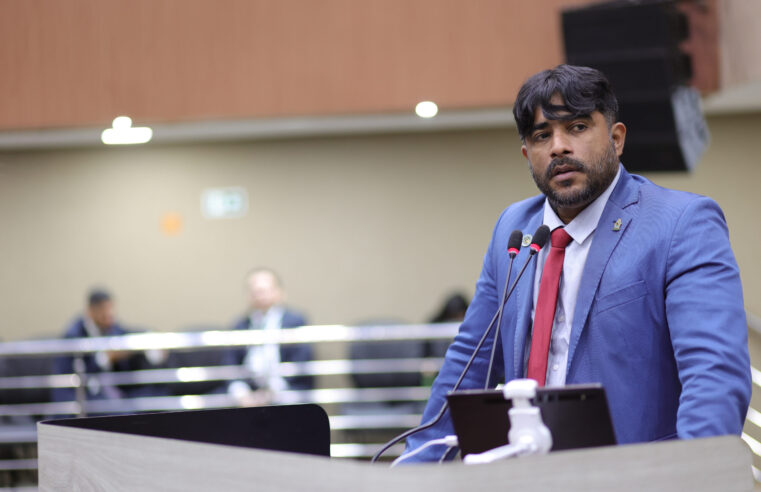 Vereador Dione Carvalho faz apelo para cirurgia em criança com doença rara na laringe