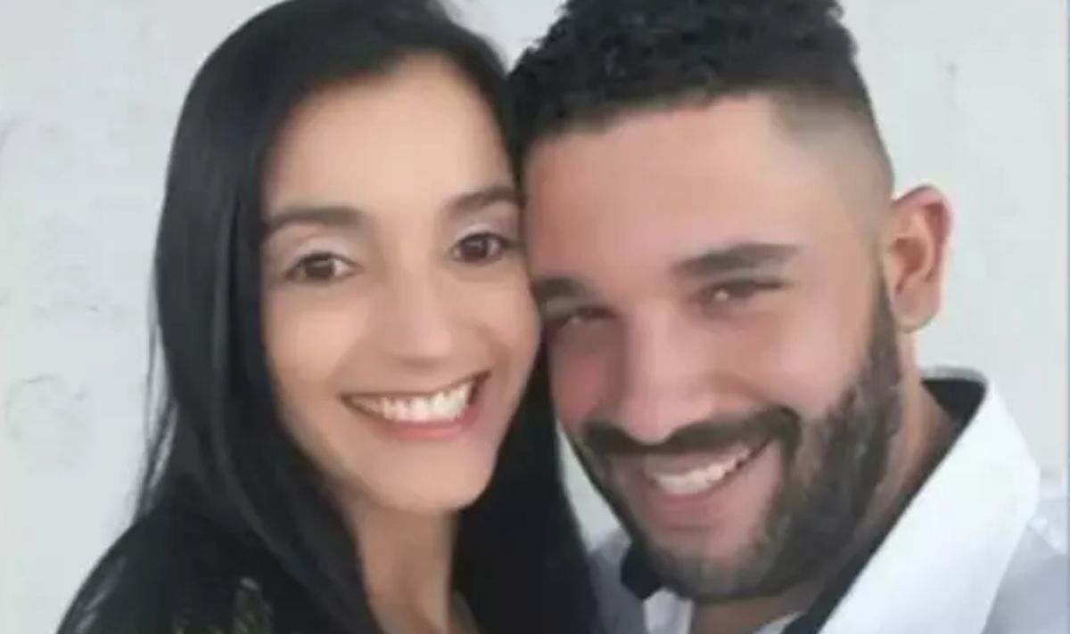 Inacreditável: homem mata esposa a facadas após ela morder o dedo dele durante o s3xo