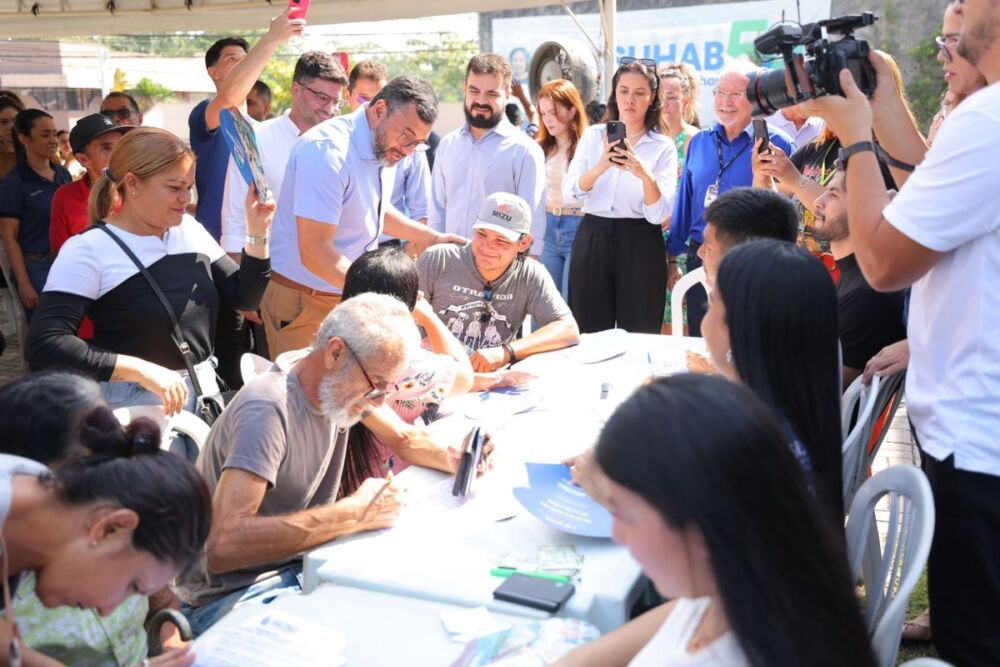 Wilson Lima reassenta mais 178 famílias das comunidades da Sharp e Manaus 2000 pelo Prosamin+