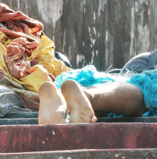 Corpo encontrado ao lado de igreja tinha recado de facção em Manaus; veja mensagem