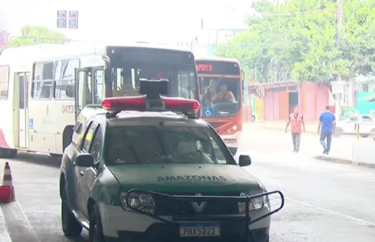 Jovem tem perna esmagada por ônibus durante acidente no Terminal 2 em Manaus
