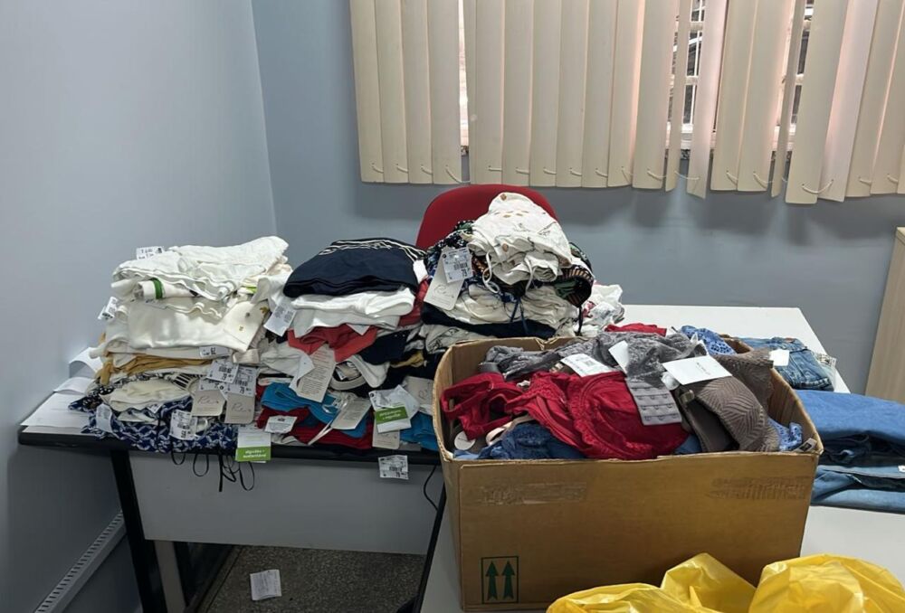 Mulheres que causaram prejuízo de mais de R$ 20 mil em furtos a lojas e supermercado são presas em Manaus