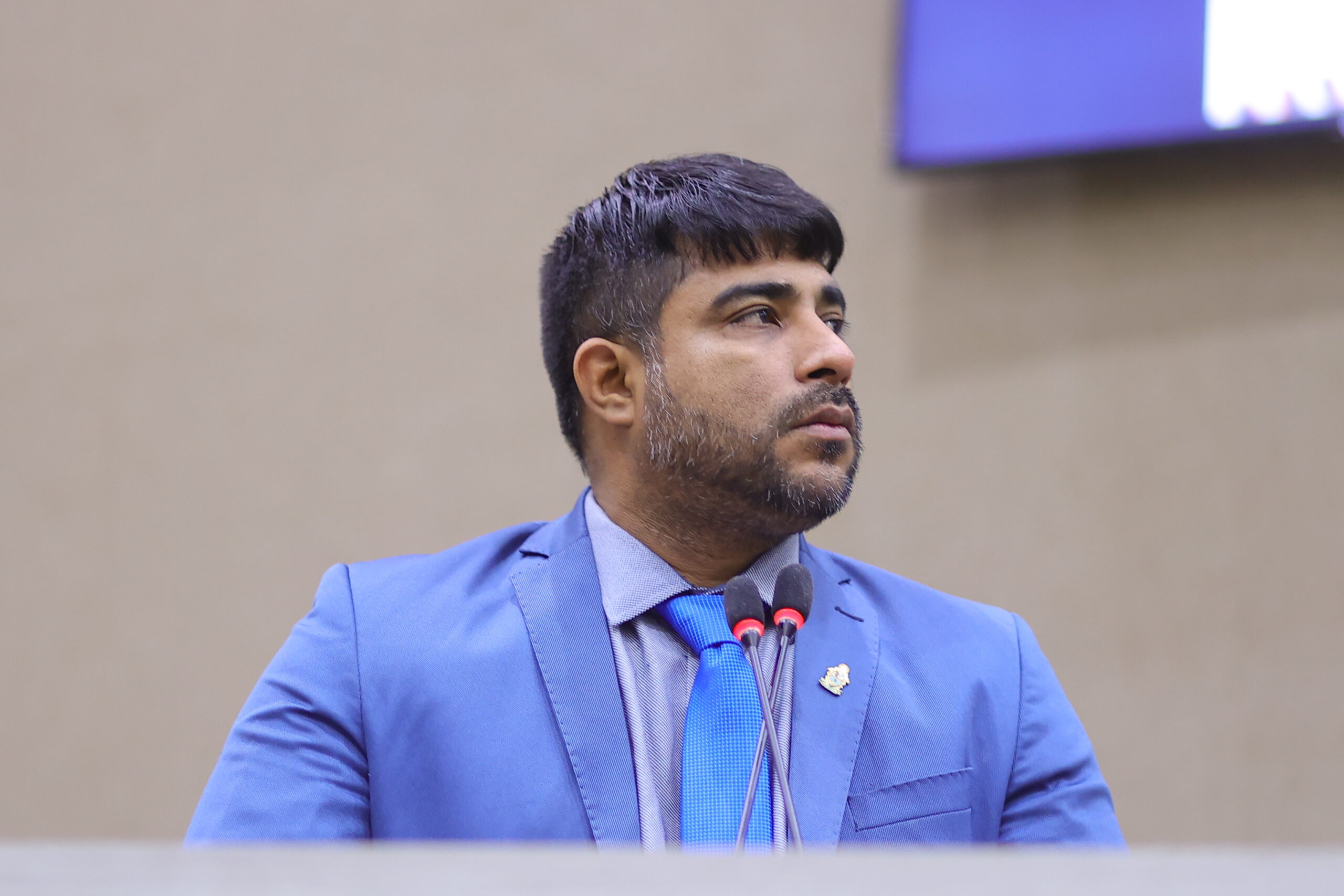 Vereador Dione Carvalho propõe a criação de uma área sensorial para crianças com autismo no Parque dos Bilhares