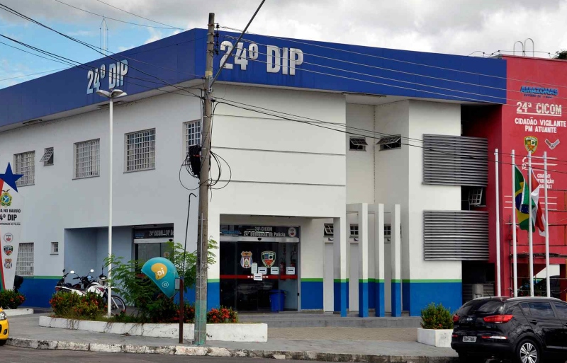 Homem preso em Manaus por importunar sexualmente suas colegas de trabalho, já tinha passagem por sequestro e cárcere