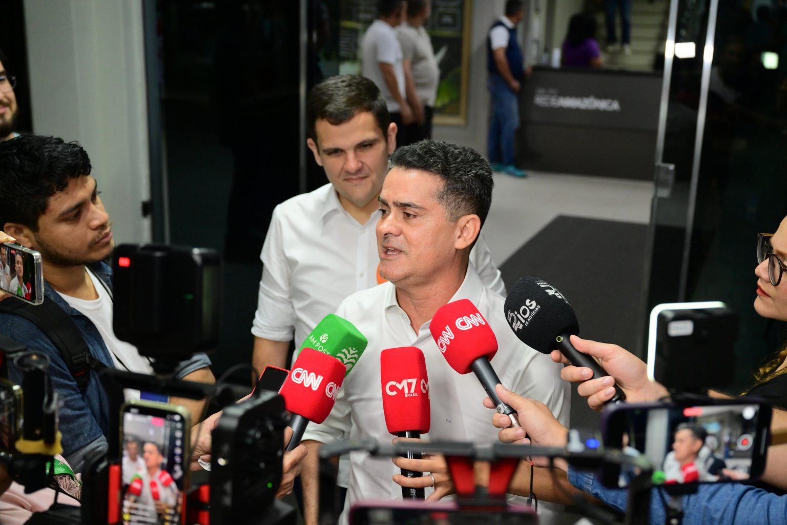 David Almeida: “Alberto Neto é um cavalo de Troia que quer acabar com a Zona Franca de Manaus”