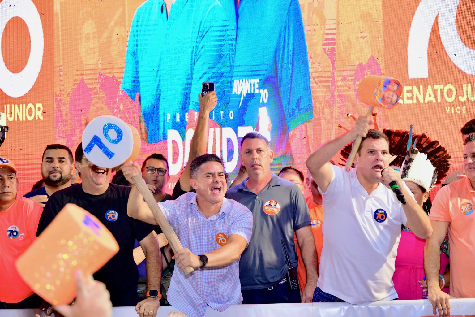 A 3 dias do 2° turno, pesquisa aponta vitória de David Almeida com 55,5%