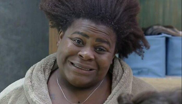 Que tiro foi esse? Jojo Todynho não faz mais parte de projetos da Avon, escola de samba e programa da Globo