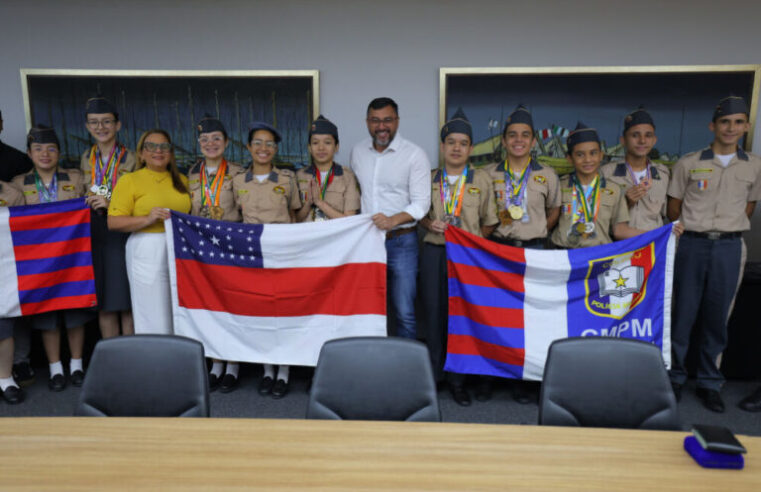 Estudantes amazonenses vão para a Tailândia na quarta-feira (19) para disputar Olimpíada de Matemática