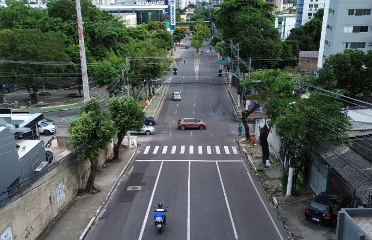 Novo semáforo é instalado no cruzamento das avenidas Umberto Calderaro e Belo Horizonte