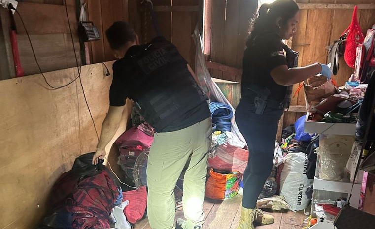 VÍDEO: mulher é presa por exploraração sexual da enteada, de 14 anos, em Manaus