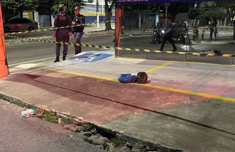 Polícia diz que bebê encontrada morta em lixeira pode ter sido assassinada após o parto em Manaus