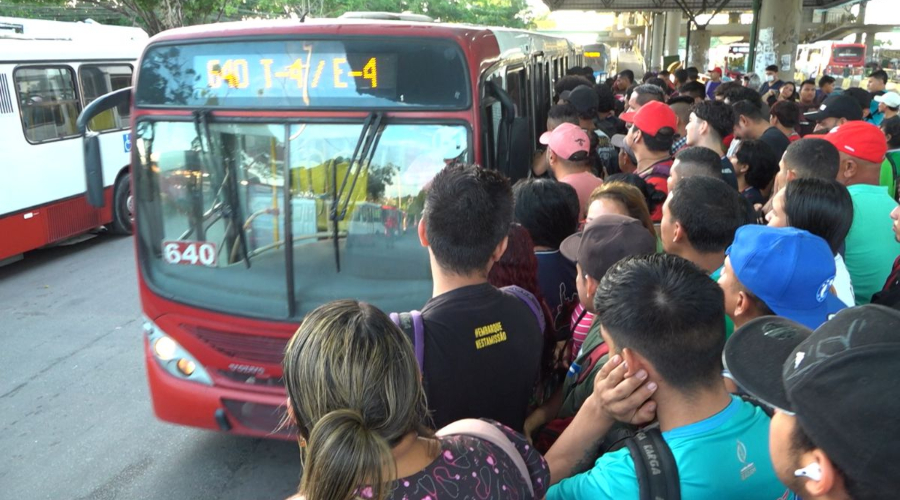 Greve dos rodoviários chega ao fim e ônibus voltam a circular normalmente em Manaus