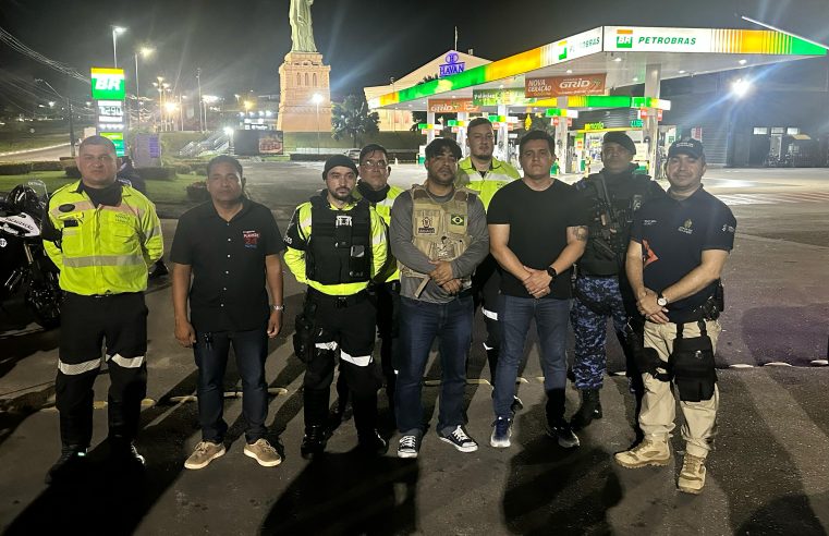 Vereador Dione Carvalho participa de grande operação de trânsito que resulta em remoção de veículos e mais de 50 infrações em Manaus