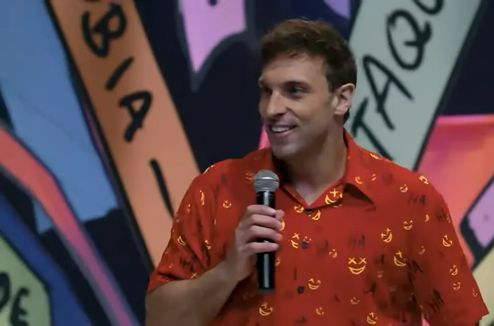 Caso Léo Lins: Pena do humorista é maior que a de estupr*dores e ass4ssin0s condenados no Brasil