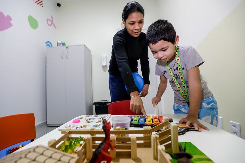 Mães atípicas comemoram inauguração do primeiro Caic TEA voltado ao atendimento de crianças com autismo