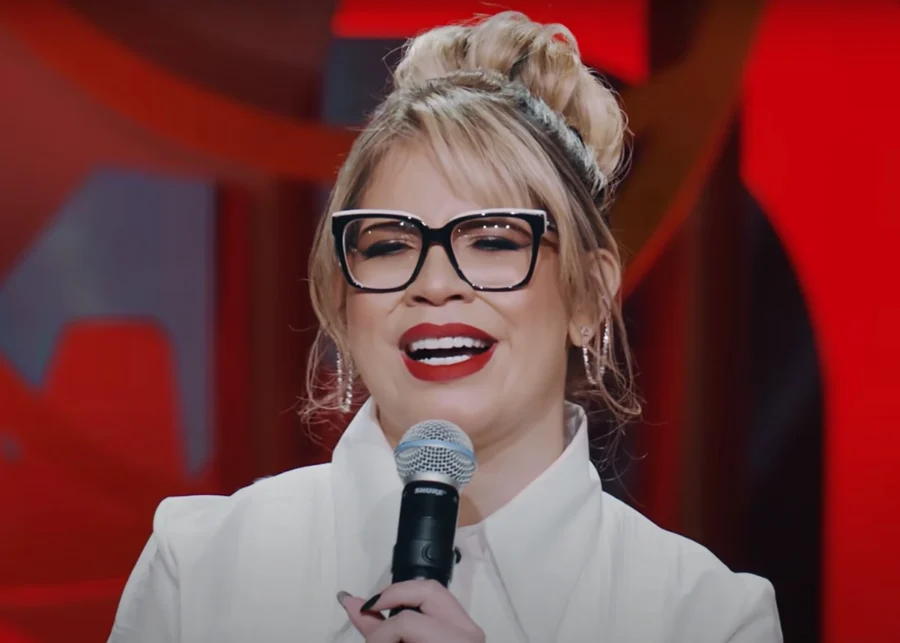 Empresário de Marília Mendonça revela descoberta de pen drive com 110 músicas inéditas