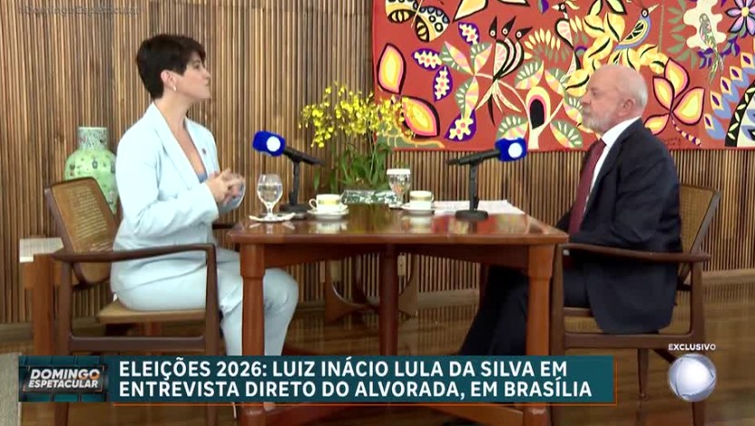 Entrevista com Lula deixa Domingo Espetacular com segundo pior ibope do ano