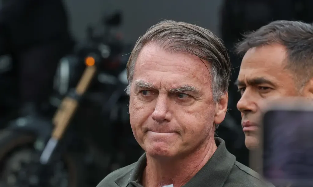 Bolsonaro pede ao STF para receber os filhos no Dia dos Pais